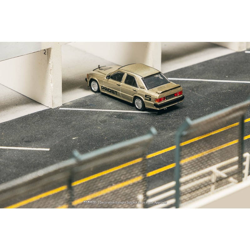 Diecast TW 1:64 Scale Benz 190 - Car Care 评论和价格